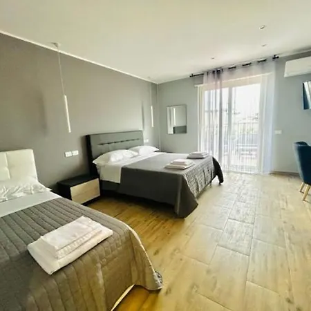 Aqua B&B - Rooms And Apartments Milazzo Exterior photo