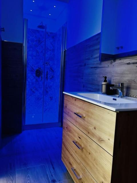 Couette-café Aqua - And Milazzo